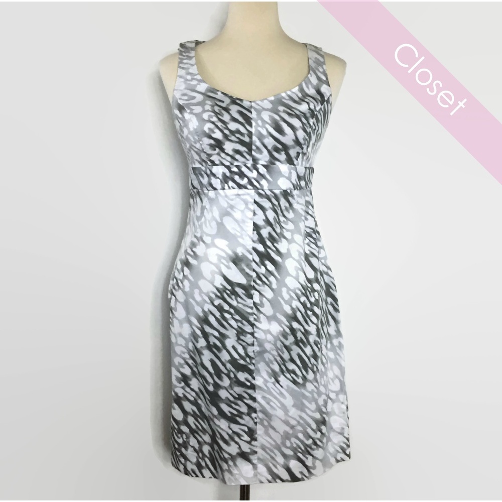 Anne Klein Gray Leopard Print Dress